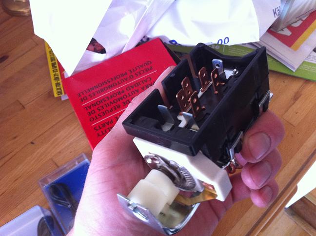 lightswitchconnector.jpg
